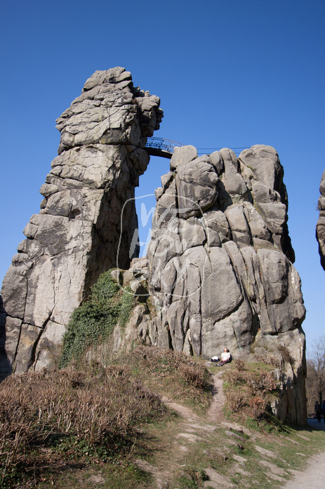 Blauer Frühlingshimmel