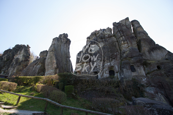 Externsteine im Gegenlicht
