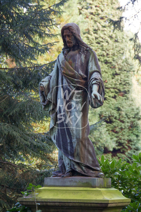 Große Jesusfigur