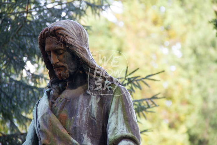Große Jesusfigur
