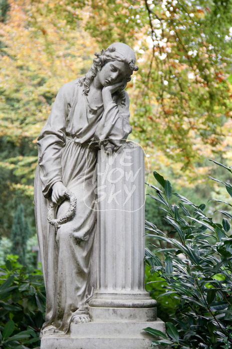 Weiße Trauernde