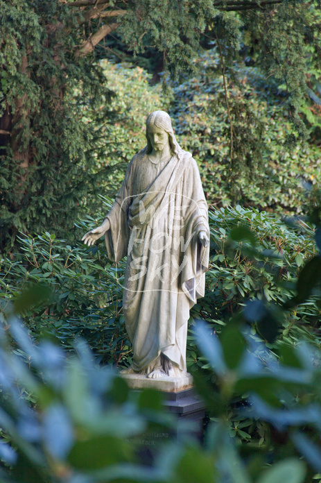 Große Jesusfigur