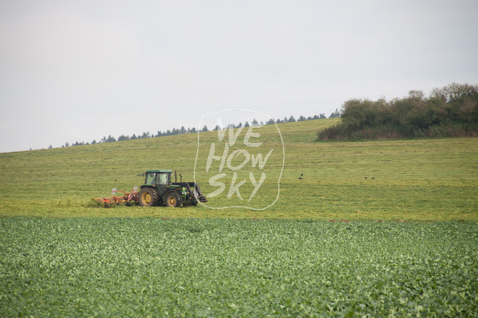 Trecker mit Heuwender