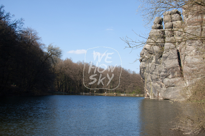 Fels im Wasser