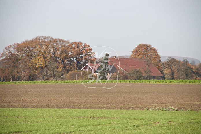 Bauernhaus im Herbst