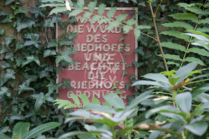 Eingang Friedhof