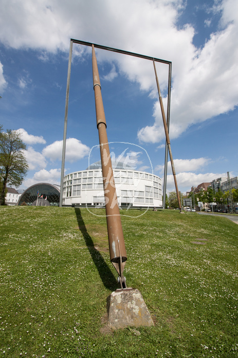 Stadthalle mit Spiegel