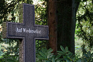 Steinkreuz mit Inschrift
