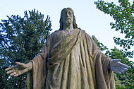 Große Jesusfigur