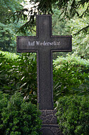 Steinkreuz mit Inschrift