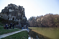 Sitzbank am Teich