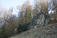 Vereinzelter Felsen