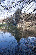 Externstein durch Bäume