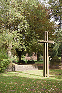 Großes Holzkreuz